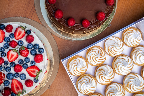 homemade strawberry cake with chocolate