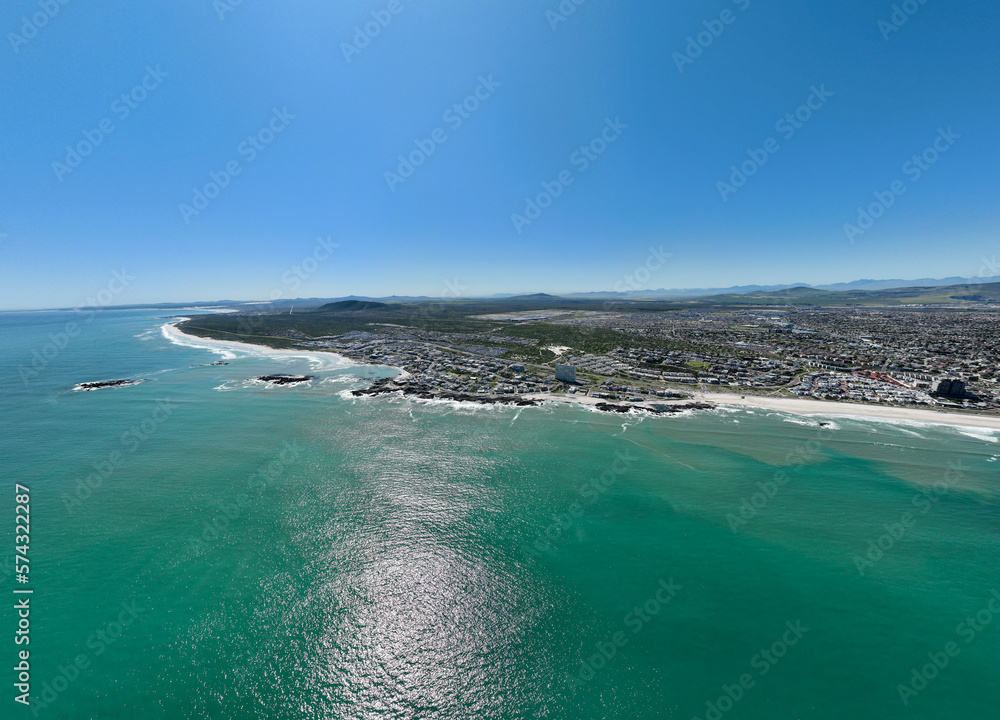 Beautiful footage around Cape Town and Blouberg