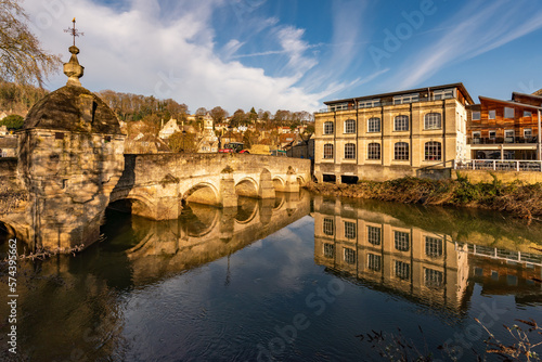 Tableau sur toile walking around Bradford Upon Avon an old market town
