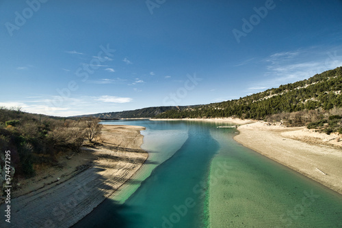 Fototapeta Naklejka Na Ścianę i Meble -  Lake of Sainte-Croix (Lac de Sainte-Croix, Gorges du Verdon) in the Provence-Alpes-Côte d'Azur region, France
