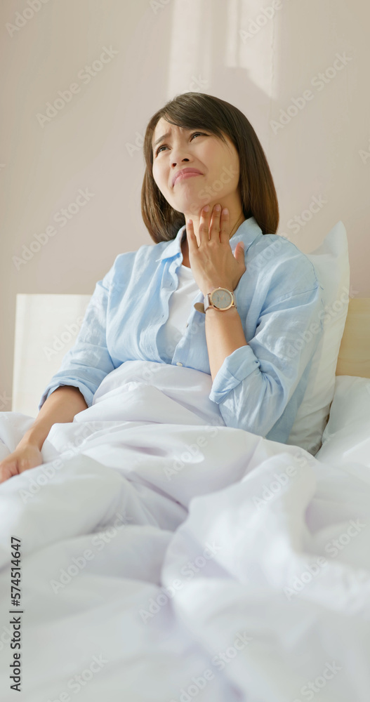woman has allergy in winter woman has allergy in winter