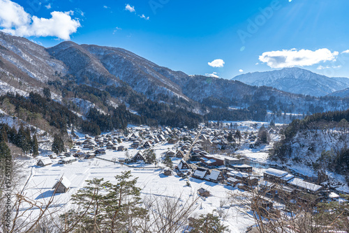 世界遺産 日本の白川郷の雪景色
