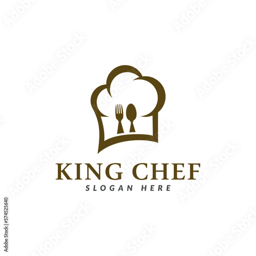 Vintage retro Home Chef logo design vector from creative combination of a house and a chef's hat, good logo for catering, restaurant, home cooking, home industry etc. © chusni