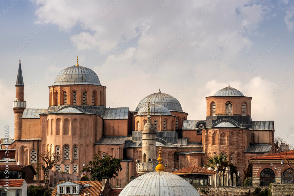 Fototapeta premium Zeyrek Mosque(Monastery of the Pantocrator) in Fatih district of Istanbul, Turkey