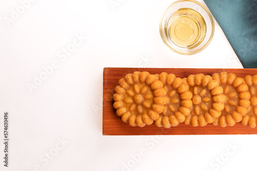 Medicines and cookies eaten on Korean New Year's Day