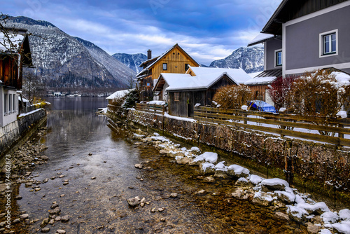Alpine brook in winter Hallstatt © petertakacs