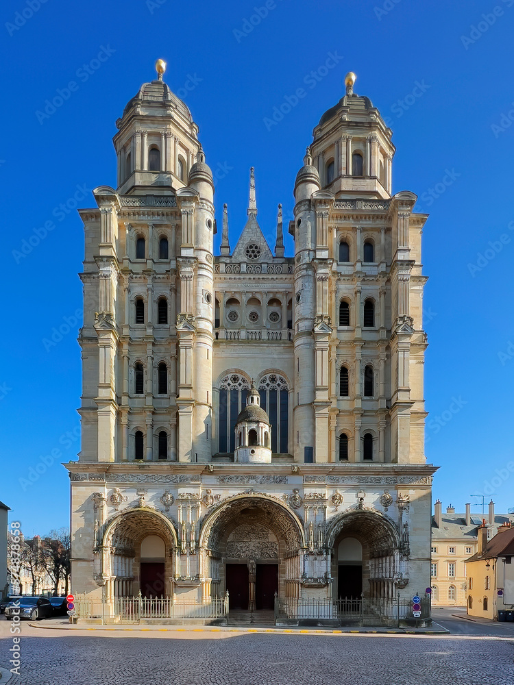 Famous Saint-Michel-de-Dijon church, Dijon