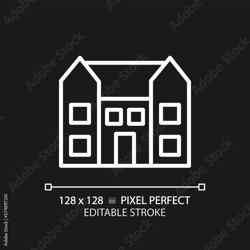 Mansion pixel perfect white linear icon for dark theme. Large dwelling house. Luxury real estate. Purchase property. Residence. Thin line illustration. Isolated symbol for night mode. Editable stroke