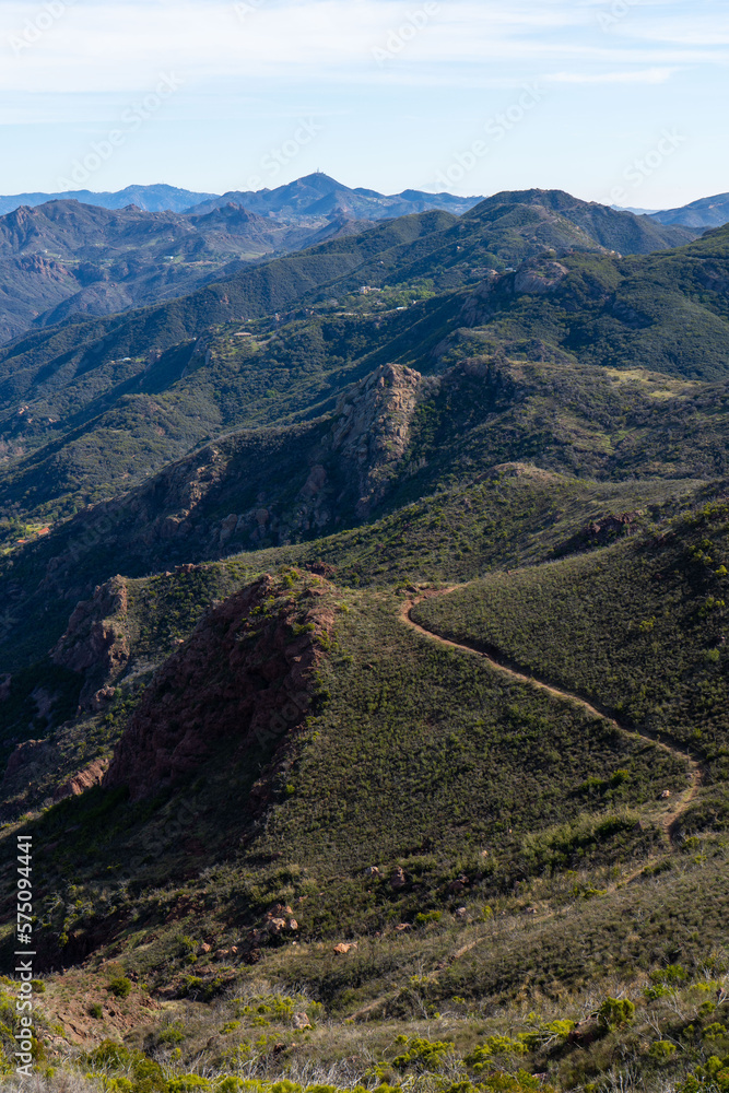 Naklejka premium Views hiking to the peak of Sandstone Mountain, the tallest peak in the Santa Monica Mountain Range.