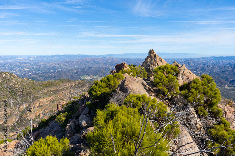 Fototapeta premium Views hiking to the peak of Sandstone Mountain, the tallest peak in the Santa Monica Mountain Range.