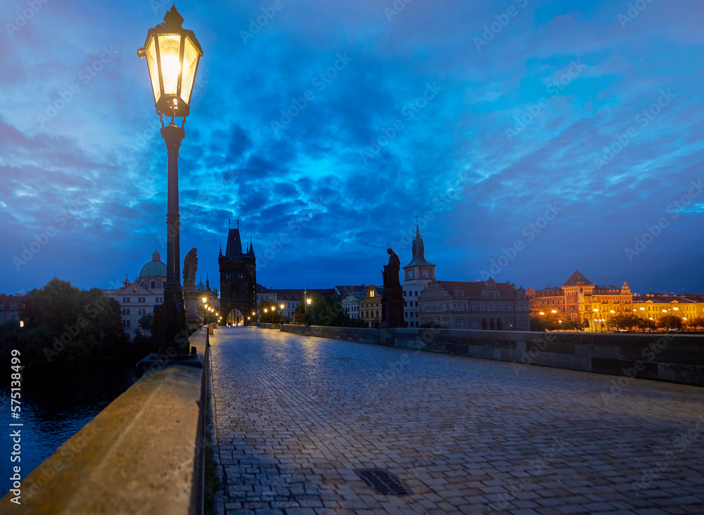 Fototapeta premium View at Charles bridge before sunrise. Prague