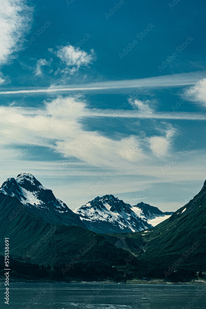 Fototapeta premium Snowy Mountain of the Valdez Arm, Valdez AK