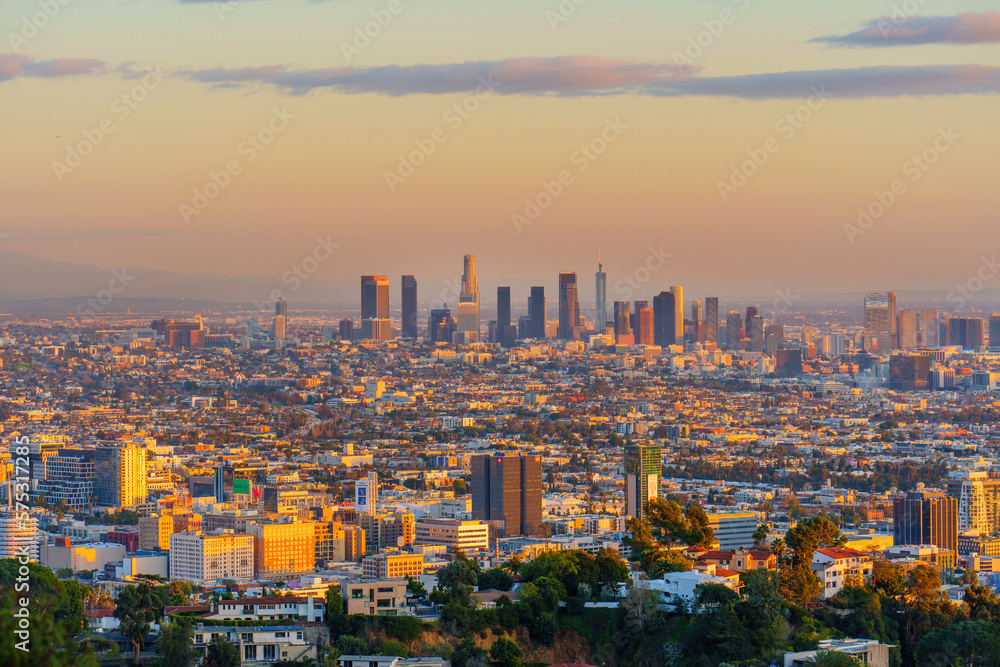 Los Angeles Skyline: Awe-Inspiring Sunset View