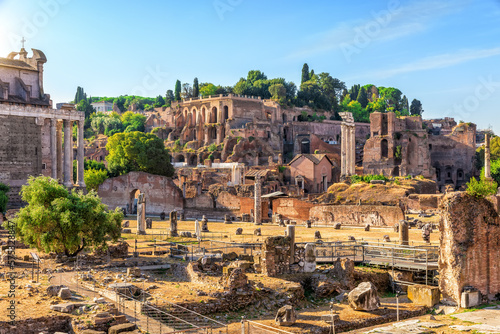 Obraz na płótnie Roman Forum ruins sunny day view, Rome, Italy w salonie