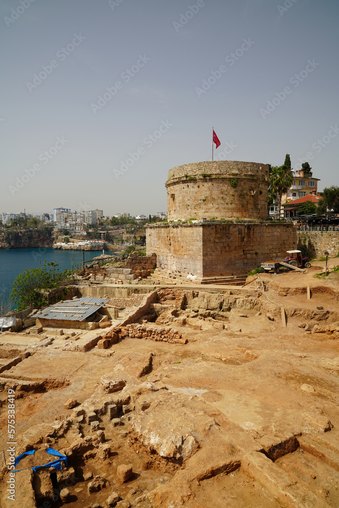 The Khydyrlyk Tower (Hıdırlık Kulesi) is a Roman structure erected in the southern part of the Antalya Bay, probably played the role of a lighthouse or performed defensive functions