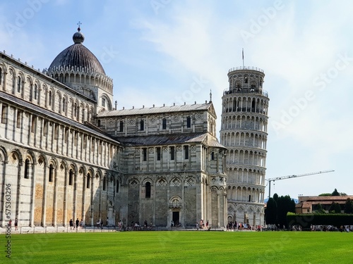 Photographie pisa tower against the sky