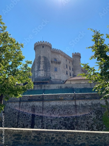 the wall
bracciano.
castello
italy
historis
