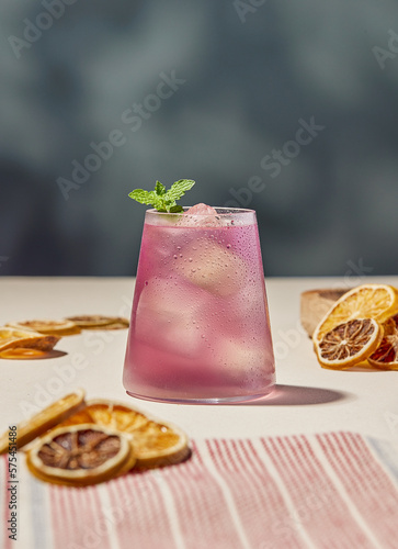 Cold purple drink coctel photo