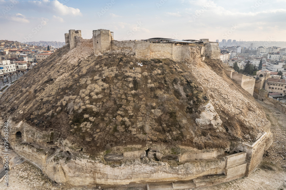 Fototapeta premium Zamek Gaziantep po trzęsieniu ziemi. Turcja
