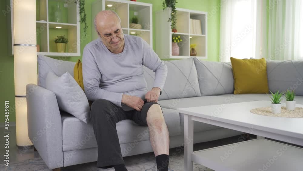 Old man with allergy leg suffer from scratching, burning sensation, Bacteria, Eczema.
Old man with allergy or fungal bacteria on his leg is suffering, itching and reddening.
Old man with allergy leg suffer from scratching, burning sensation, Bacteria, Eczema.
Old man with allergy or fungal bacteria on his leg is suffering, itching and reddening.