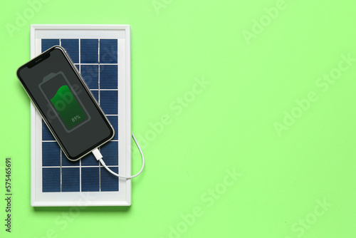 Portable solar panel chargi...
