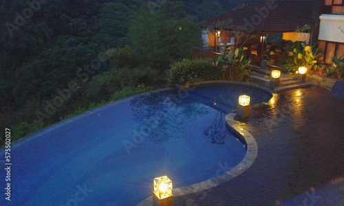 damn cool pool