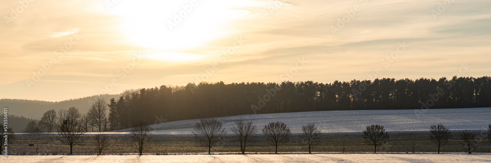 Sonnenuntergang in der schneebedeckten Sächsischen Schweiz Sonnenuntergang in der schneebedeckten Sächsischen Schweiz