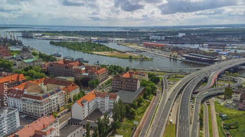 Szczecin - widok na miasto i Odrę Zachodnią 