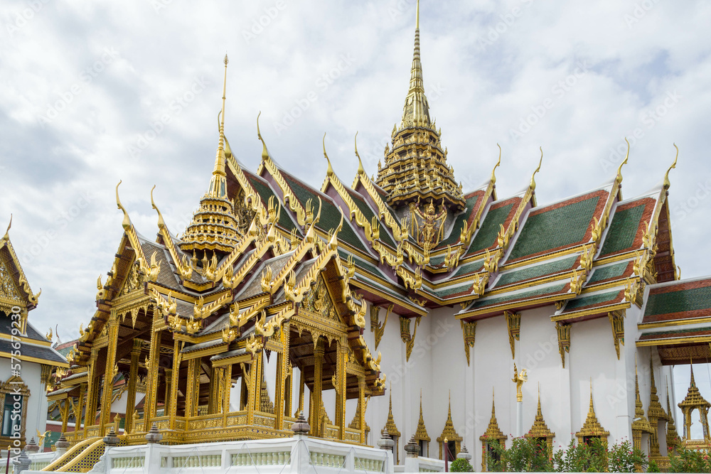 Aphorn Phimok Prasat Pavilion and Dusit Maha Prasat Hall at Grand Palace in Bangkok, Thailand.