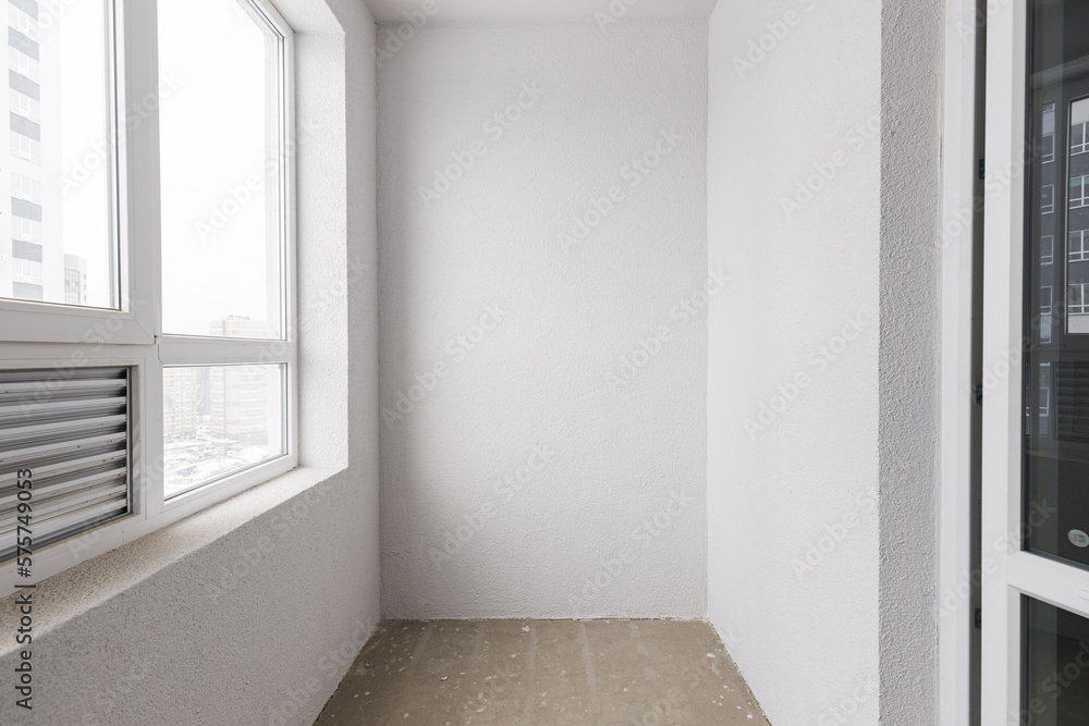 Fototapeta premium Empty gray room ready for people to move in