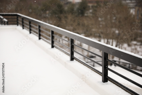 Wallpaper Mural snow fall in the city fences metal pattern handrail Torontodigital.ca