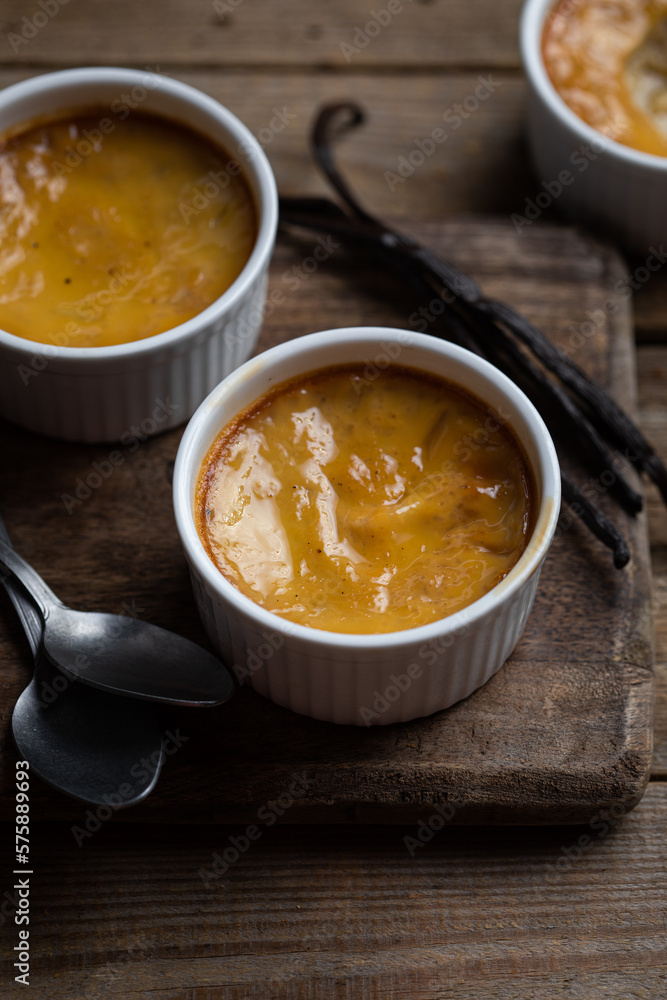 flan crème cuite aux oeufs et vanille fait maison flan crème cuite aux oeufs et vanille fait maison