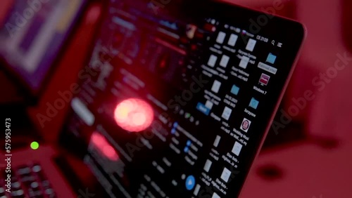 Music program for a DJ for a disco