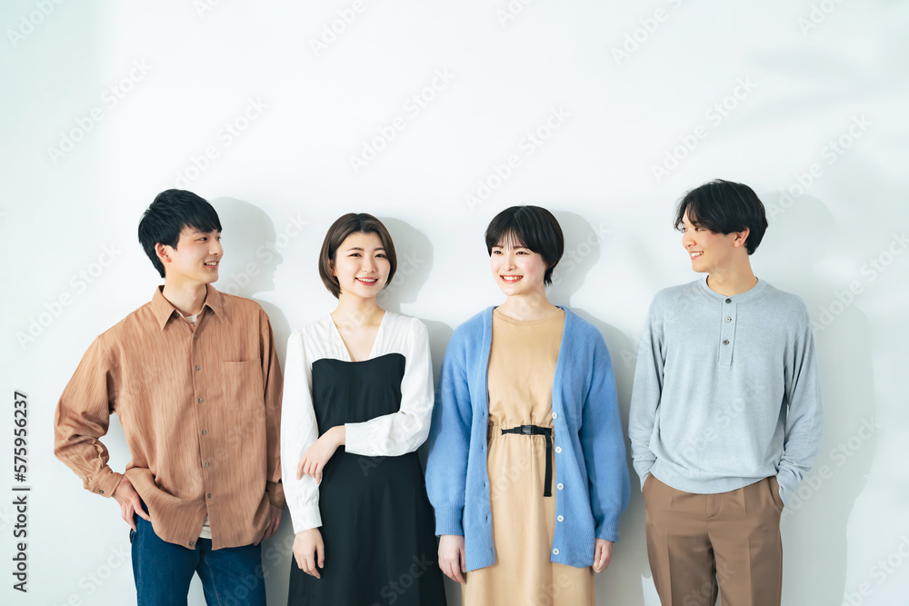 Naklejka premium 若者4人グループのポートレート