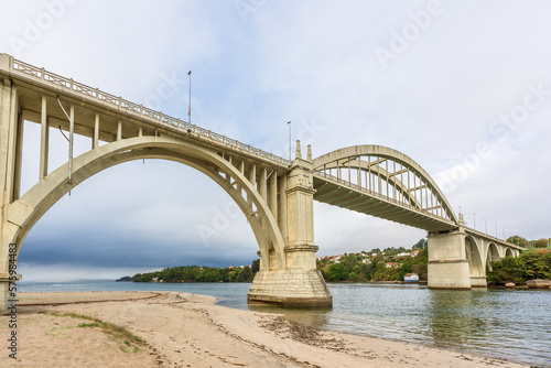Ponte do Pedrido built between 1939-1942 links Bergondo and Paderne municipalities over the Betanzos estuary in Galicia Spain © SerFF79