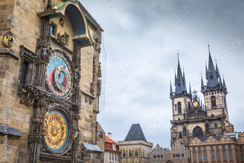 Obraz na płótnie Astronomical clock, Tyn church and old town hall tower in Prague, Czech republic w salonie