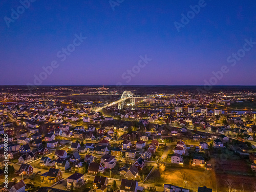 Fredrikstad Broen med bydalen i forgrunn