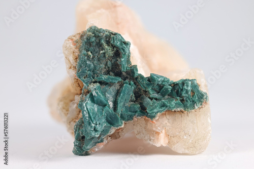 Green fluoroapophyllite crystals and calcite photo