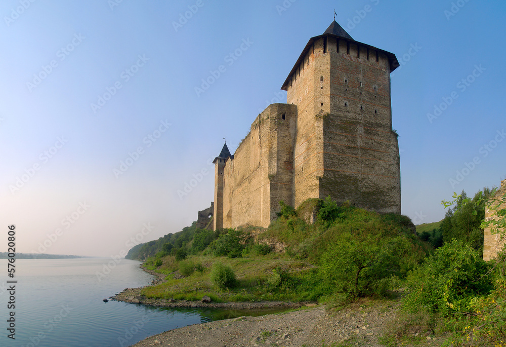Khotyn fortress on the banks of the Dniester river. Chernivtsi Oblast, Ukraine Built by the Russo-Vlachs during the management of the Musatovs in the Moldavian Principality at the turn of the 13th -
Khotyn fortress on the banks of the Dniester river. Chernivtsi Oblast, Ukraine Built by the Russo-Vlachs during the management of the Musatovs in the Moldavian Principality at the turn of the 13th -