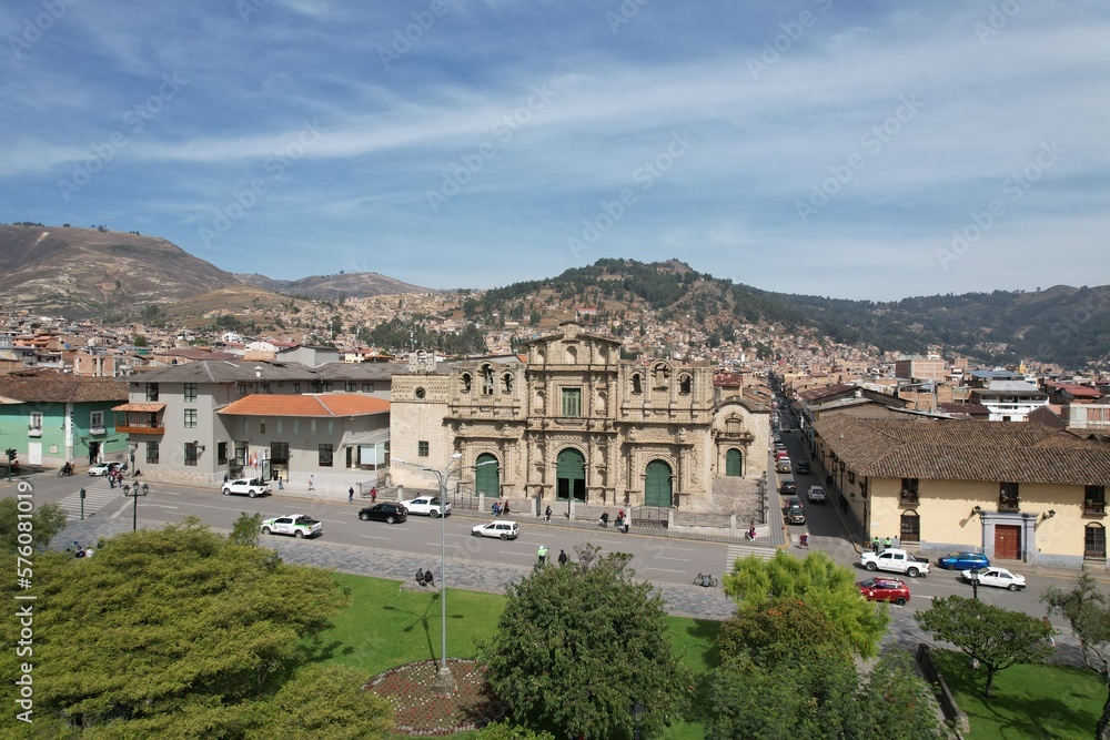 Iglesia Catedral de Cajamarca vista desde la plaza de armas