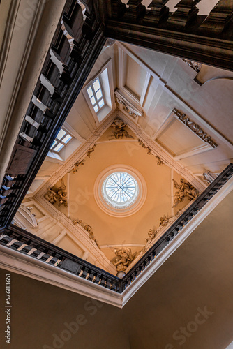 Dans le Musée des Beaux Arts de Lyon photo