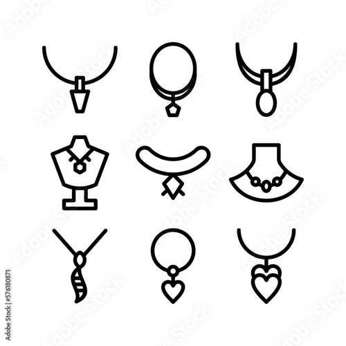 locket icon or logo isolated sign symbol vector illustration - high quality black style vector icons
