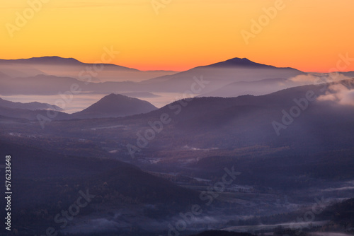 Fototapeta Naklejka Na Ścianę i Meble -  morning in the Bieszczady National Park
