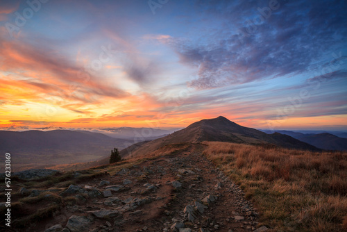 Fototapeta Naklejka Na Ścianę i Meble -  sunset on Połonina Caryńska in the Bieszczady Mountains