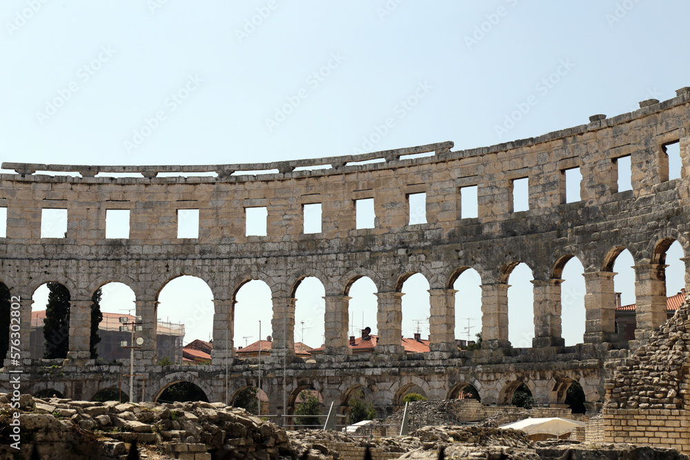 Obraz premium roman amphitheater in pula croatia