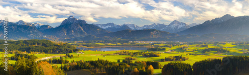 Panorama Landschaft im Allgäu bei Füssen mit Forggensee