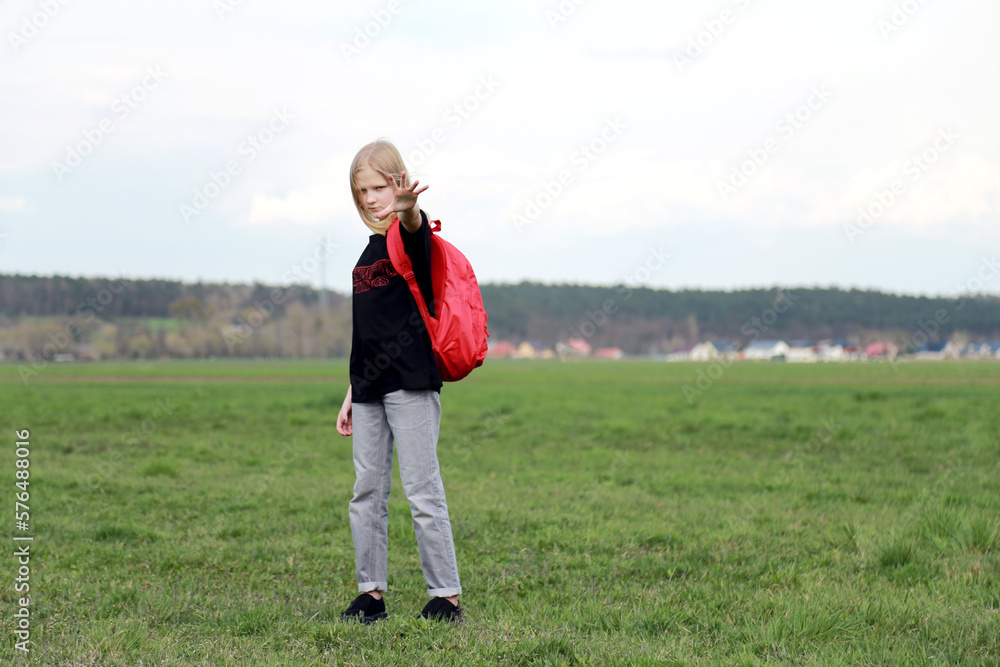 girl pointing into the distance girl pointing into the distance
