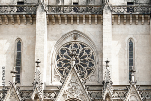 Tableau sur toile Ornate detail of the frontage of St Wenceslas Cathedral, Olomouc, Czech Republic