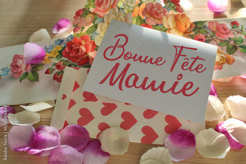 Tissu Coton Fleurs Et Cœurs Jaune - Coupon 72 X 66 Cm - Neuf - Fabriqué En France