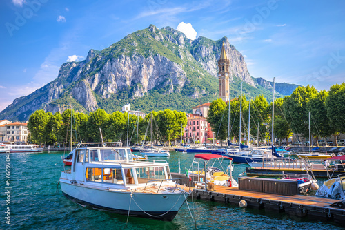 Tableau sur toile Town of Lecco on Como Lake waterfront view